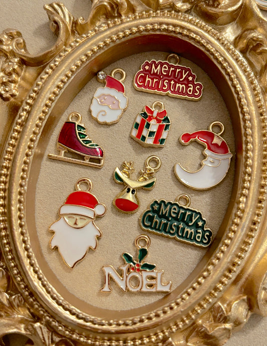 Holiday Magic Charm